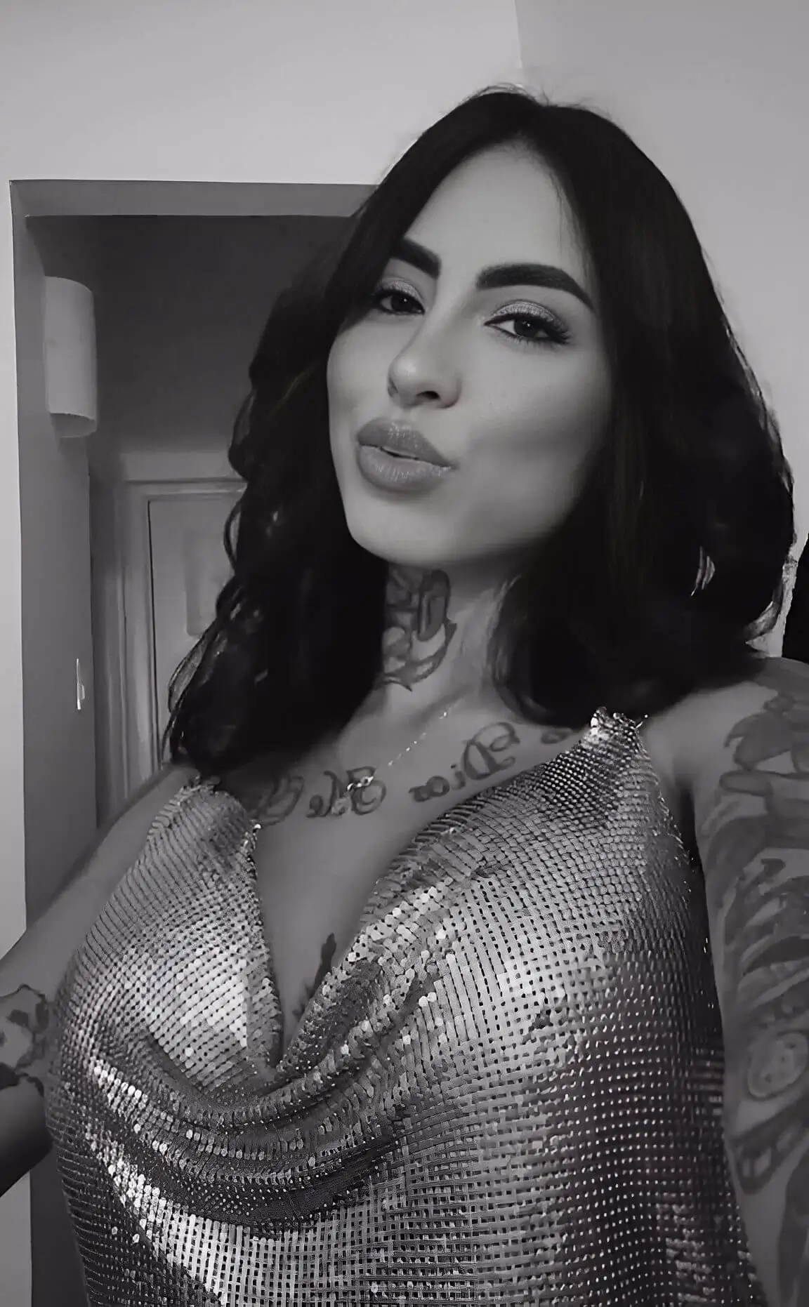 Alejandra-Aruba-Heaven-Escort-Model