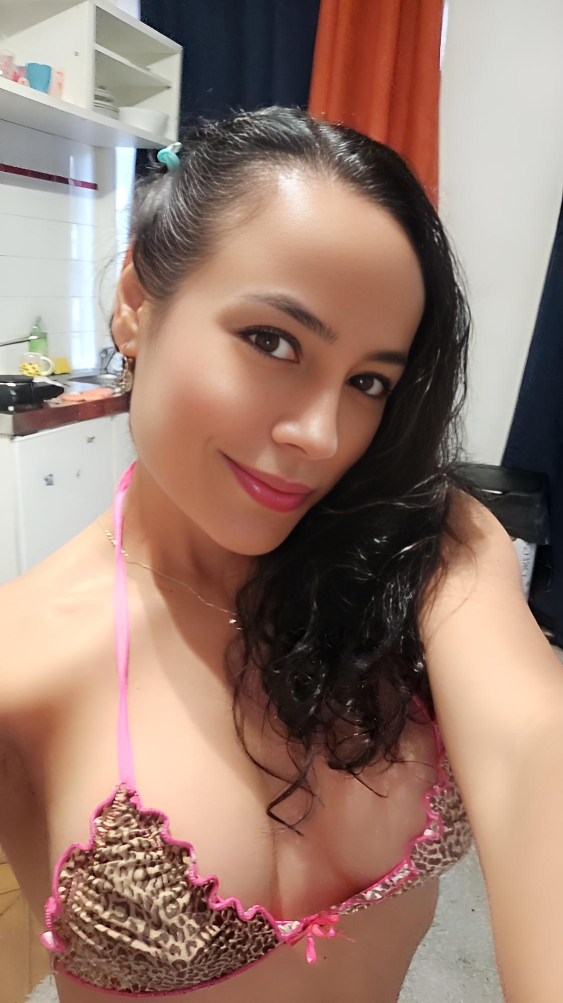 Heaven Aruba Escorts - Sara