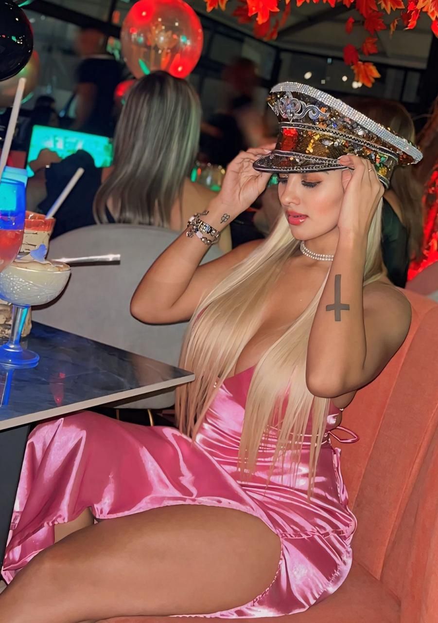 Heaven Aruba Escorts - Valentina